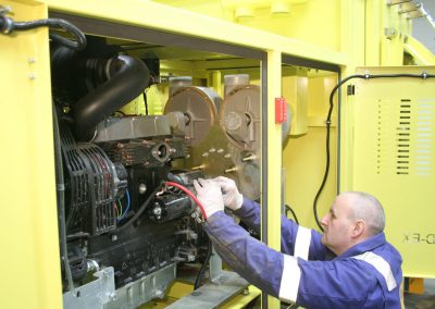 Vac-Ex with engineer