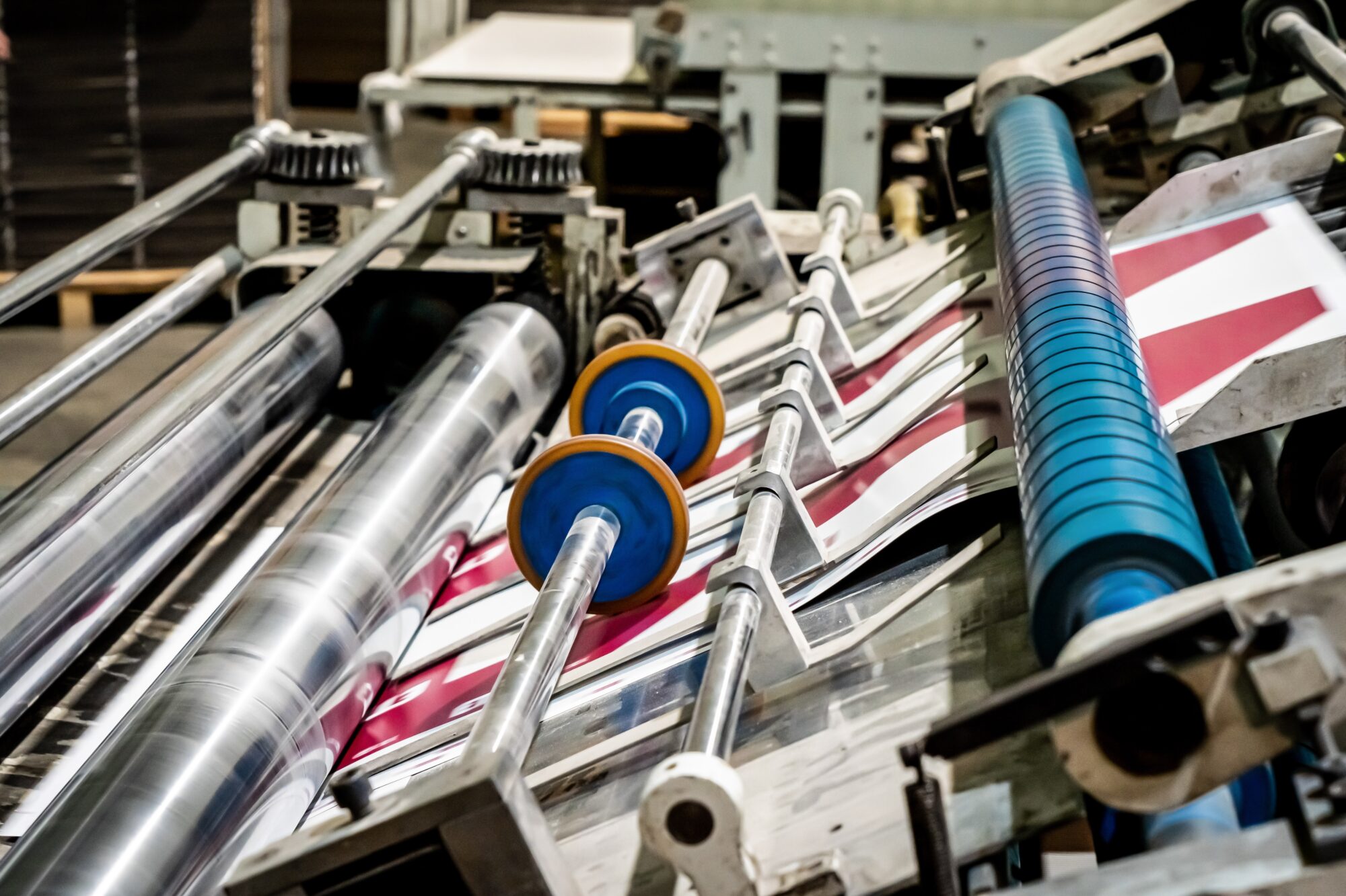 Printing,At,High,Speed,On,Offset,Machine.,Label,,Rolled,Up,